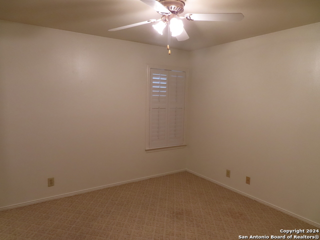 101 Crofton Property Photo 18