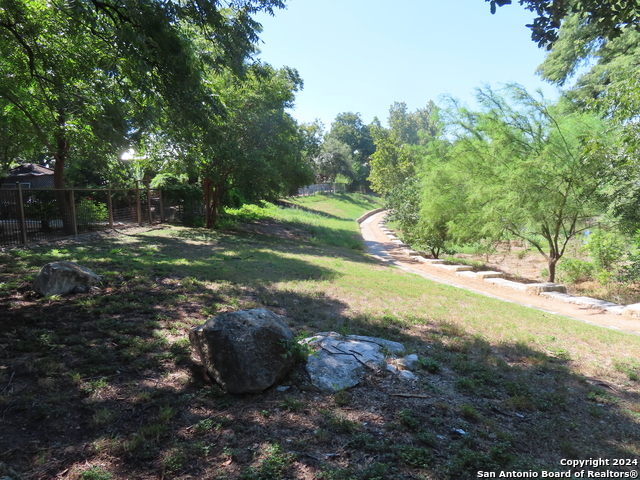 101 Crofton Property Photo 25