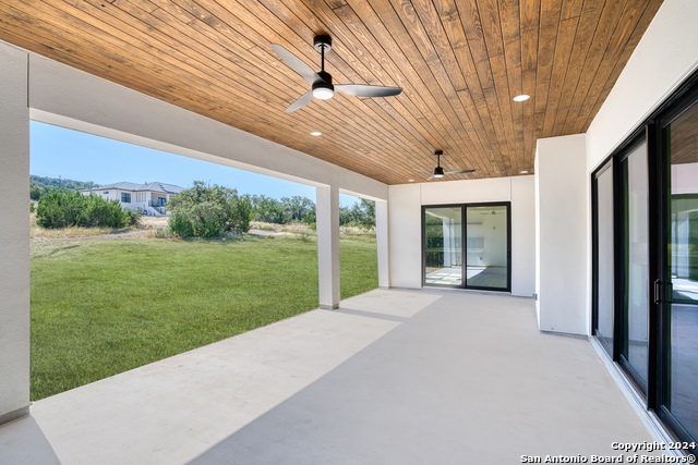 11010 Nina Rdg Property Photo 34