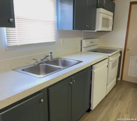 145 County Road 3821 Property Photo 6