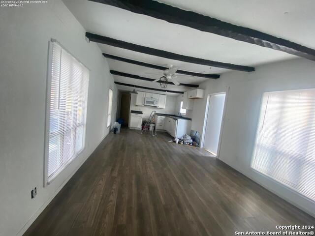 1311 W Hein Rd Property Photo 3