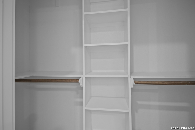 131 Chicago Property Photo 17