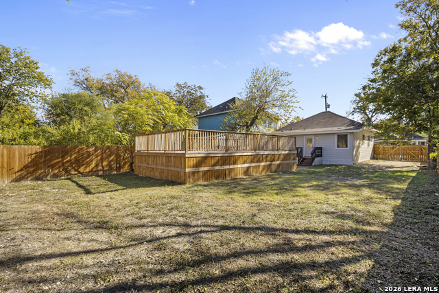 131 Chicago Property Photo 24