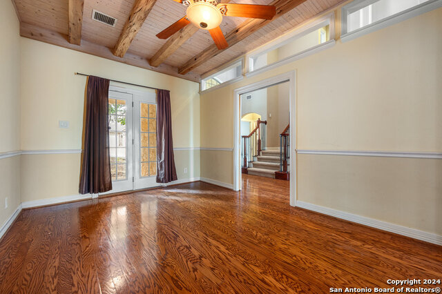410 Cadence Hl Property Photo 5