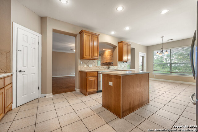 410 Cadence Hl Property Photo 12