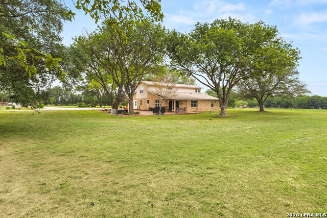 350 Ullrich Property Photo 3