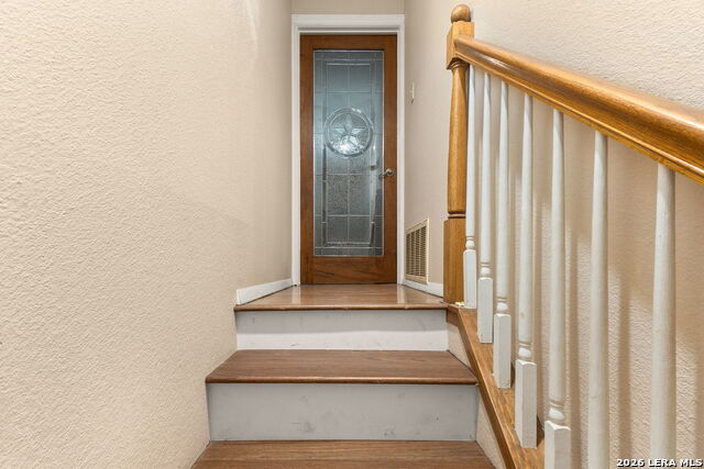 350 Ullrich Property Photo 17
