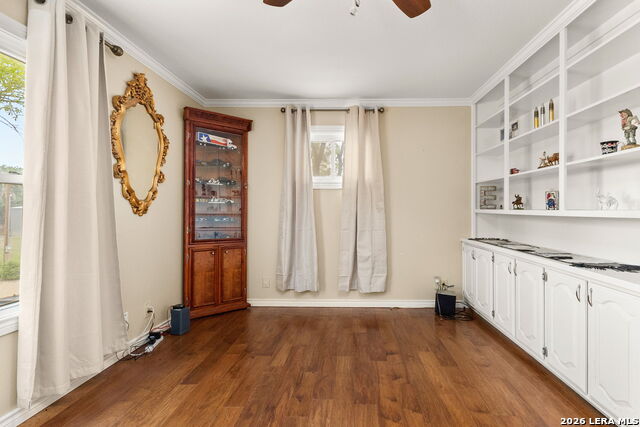 350 Ullrich Property Photo 21