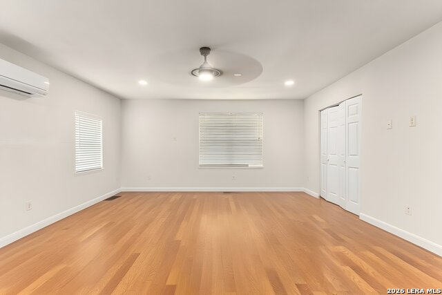 350 Ullrich Property Photo 26