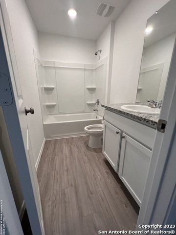 5466 Daphne Path Property Photo 11