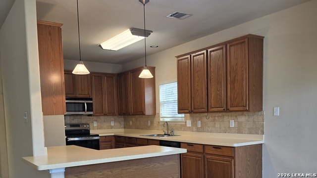 21735 Thunder Basin Property Photo 8