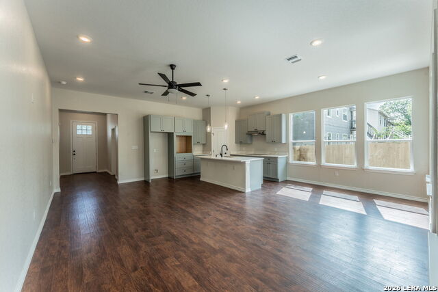 717 Fair Property Photo 7