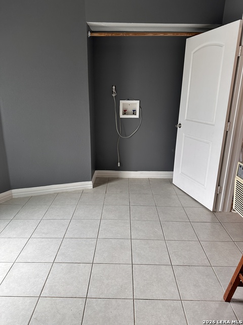 1314 W Woodlawn Ave Property Photo 12