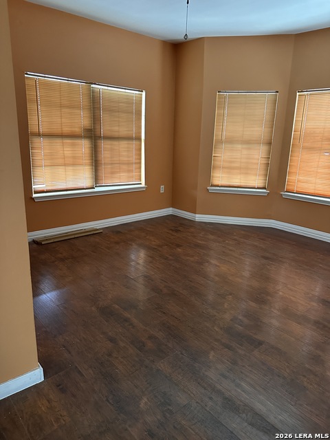 1314 W Woodlawn Ave Property Photo 24