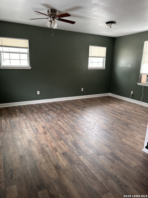 1314 W Woodlawn Ave Property Photo 34