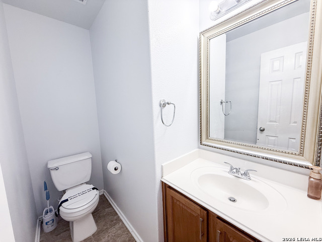 9538 Mustang Farm Property Photo 12