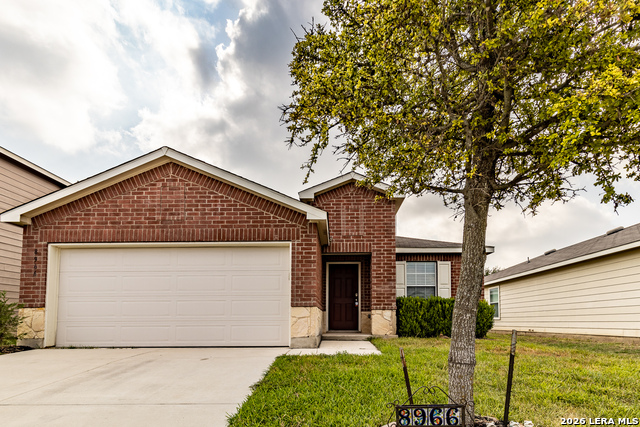 8966 N Oakwood Park Property Photo 1