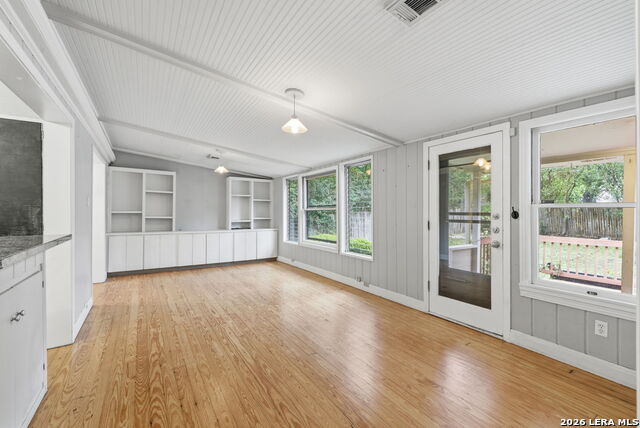 261 E Oakview Pl Property Photo 10