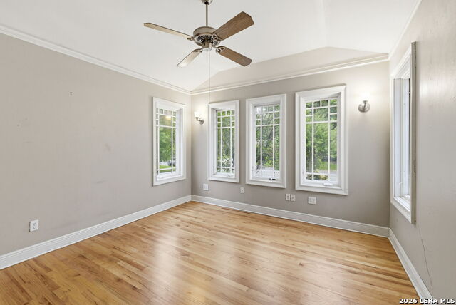 261 E Oakview Pl Property Photo 18