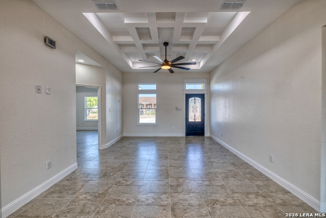 39 Victoriano Ave Property Photo 9