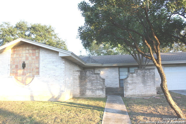 7006 Forest Moss St Property Photo 2