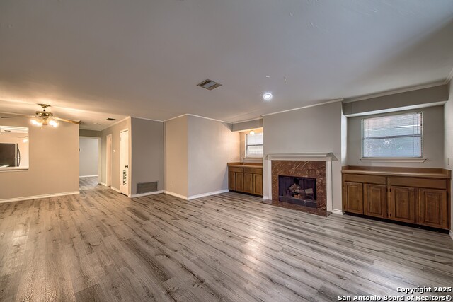 7738 CHAMBERS RD Property Photo 1