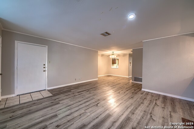 7738 Chambers Rd Property Photo 4