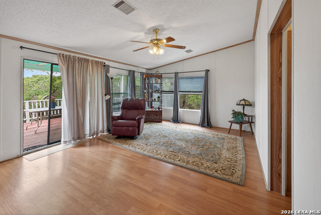 136 Jeanette Property Photo 18