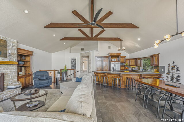 717 Riviera Property Photo 5