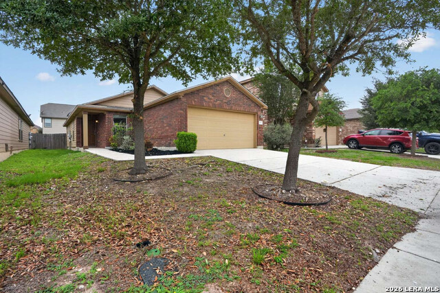 4327 Ivan Dr Property Photo 2