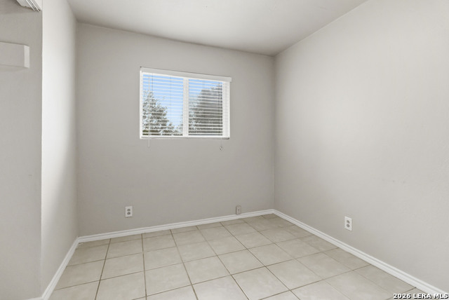322 W Aviation Blvd Property Photo 9