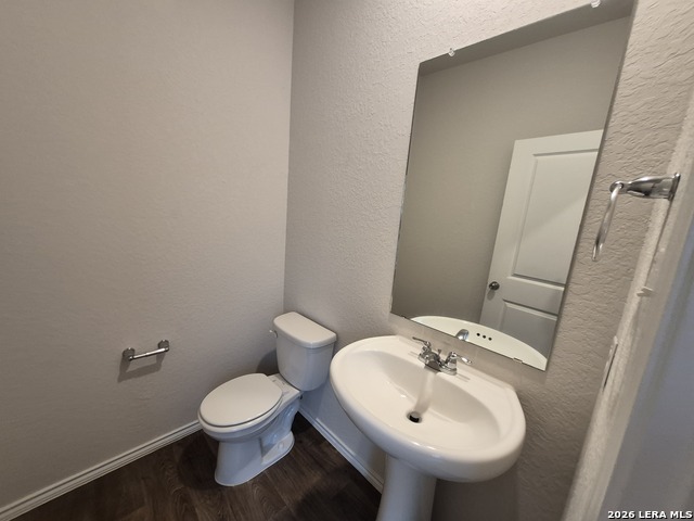 465 Middle Green Loop Property Photo 5