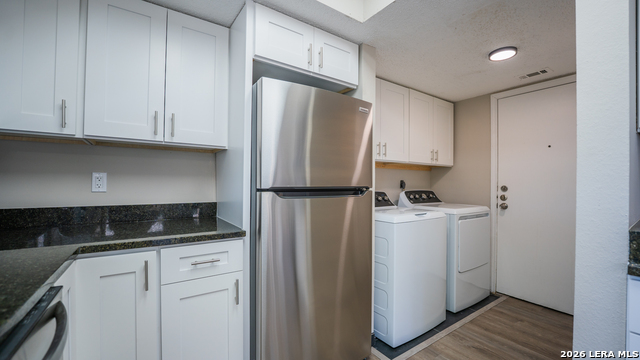 9914 Ardash Ln Property Photo 6