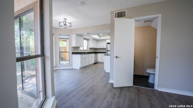 9914 Ardash Ln Property Photo 22