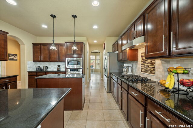 6311 Geranium Property Photo 14