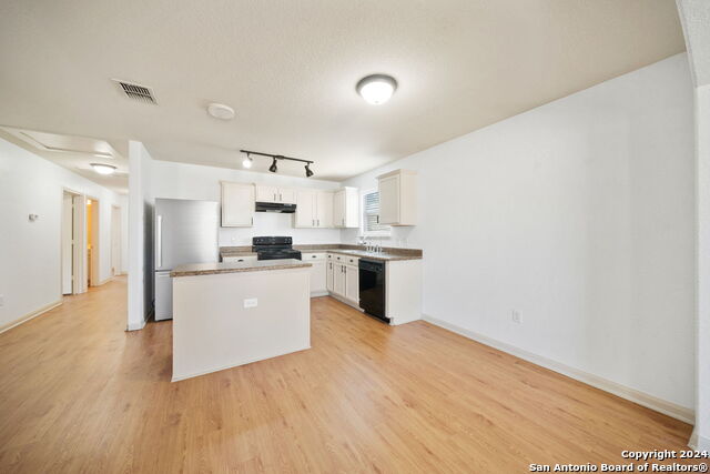 5706 Texas Cyn Property Photo 15