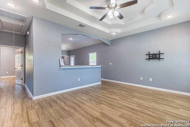 479 Corliss Property Photo 4