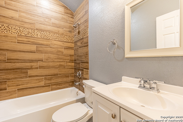 479 Corliss Property Photo 22