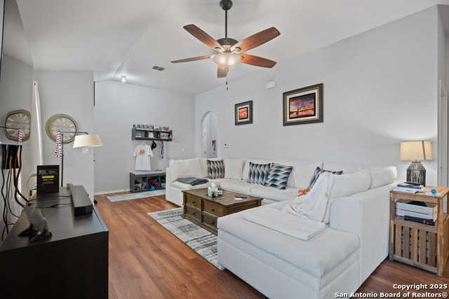 9419 Copper Mist Property Photo 6