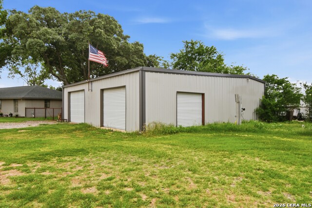 1195 Fm 471 N Property Photo 4