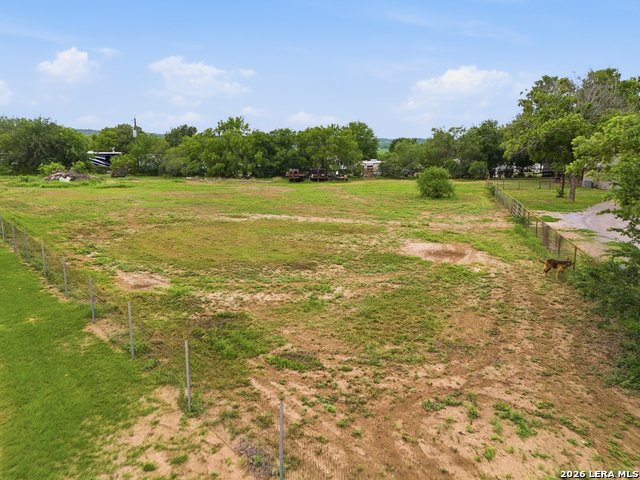 1195 Fm 471 N Property Photo 31