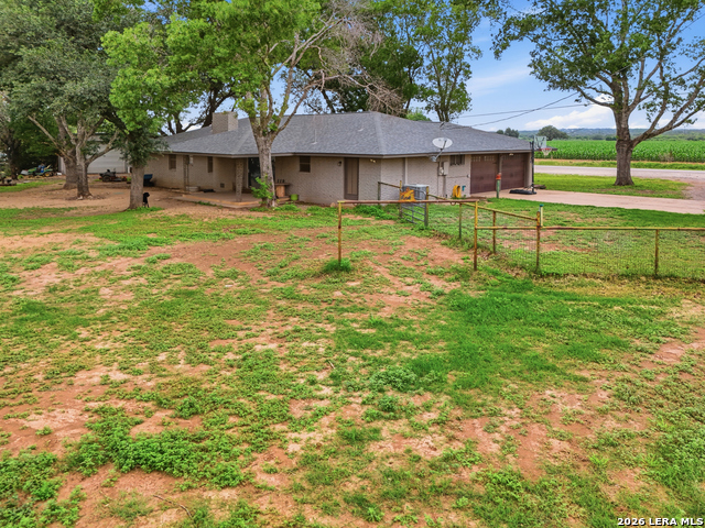 1195 Fm 471 N Property Photo 34