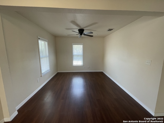 743 Eleanor Ave Property Photo 5