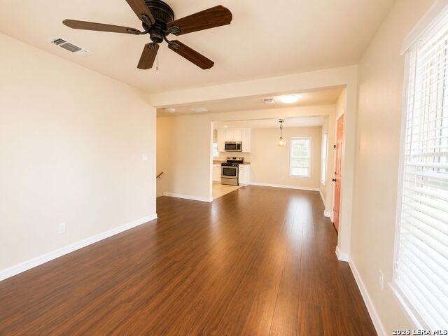 743 Eleanor Ave Property Photo 9