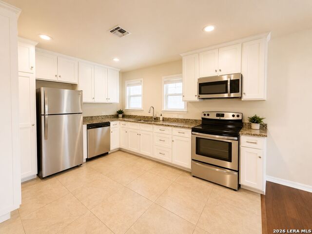 743 Eleanor Ave Property Photo 10