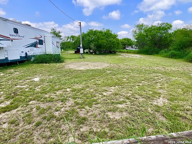 106 Lenette Dr Property Photo 2