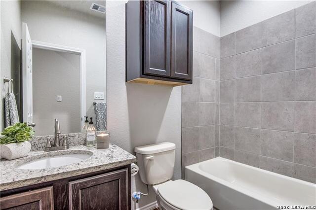 1112 Renee Way Property Photo 5