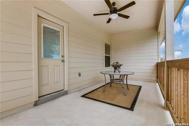 1112 Renee Way Property Photo 9