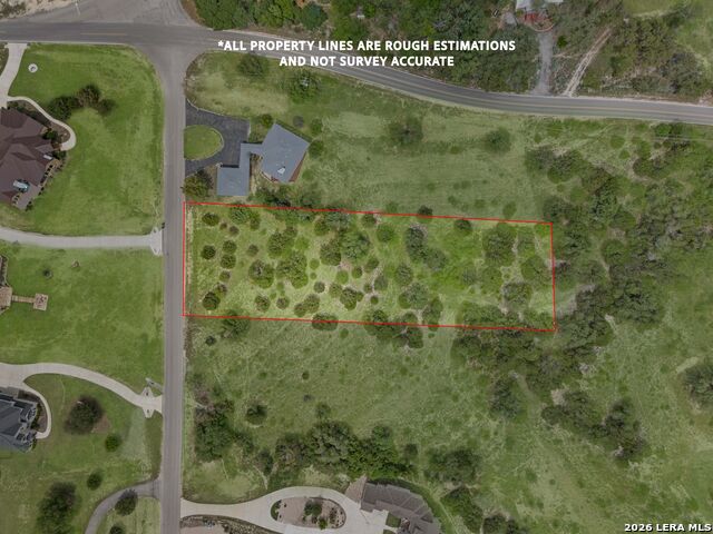 121 Secret Property Photo 3