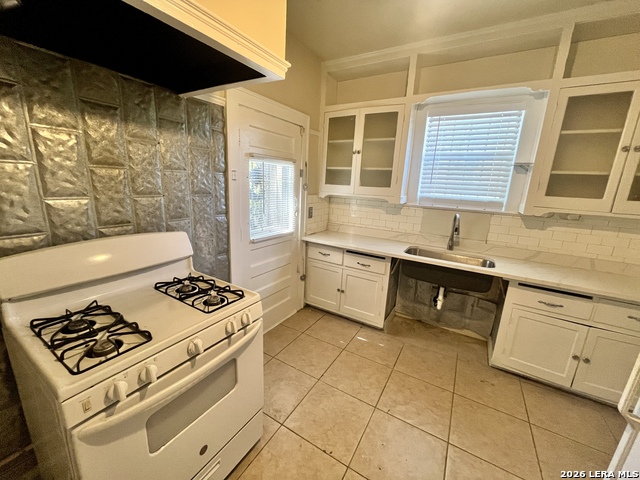 424 E Ashby Pl Property Photo 7
